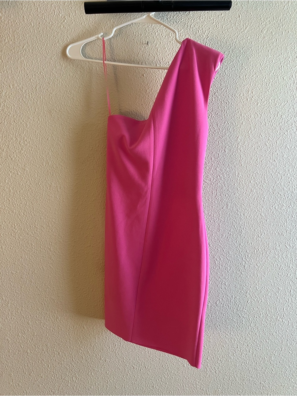 Amanda Uprichard Hot Pink One-Shoulder Cocktail Dress - Picture 5 of 5